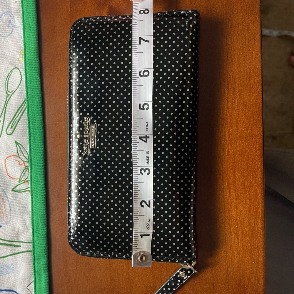 Kate Spade zipper wallet - Picture 6 of 7